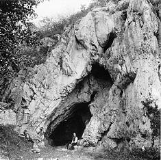 Entrance to the cave Wildscheuer